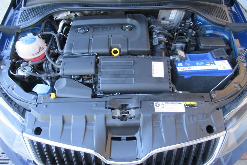 Škoda Fabia 1.4 TDI KLIMA PŮVOD ČR DPH - fotka 23 z 25