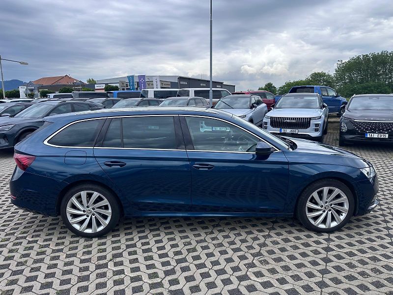 Škoda Octavia 2,0 TDI 110kW DSG Style - fotka 3 z 17