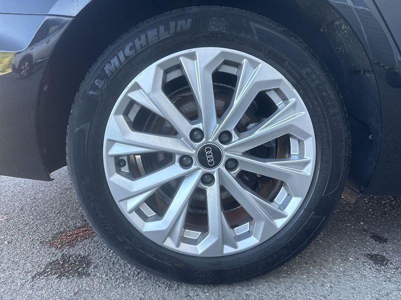 Audi A4 (2022) Avant 40 TDI Quattro Tiptronic - fotka 27 z 31