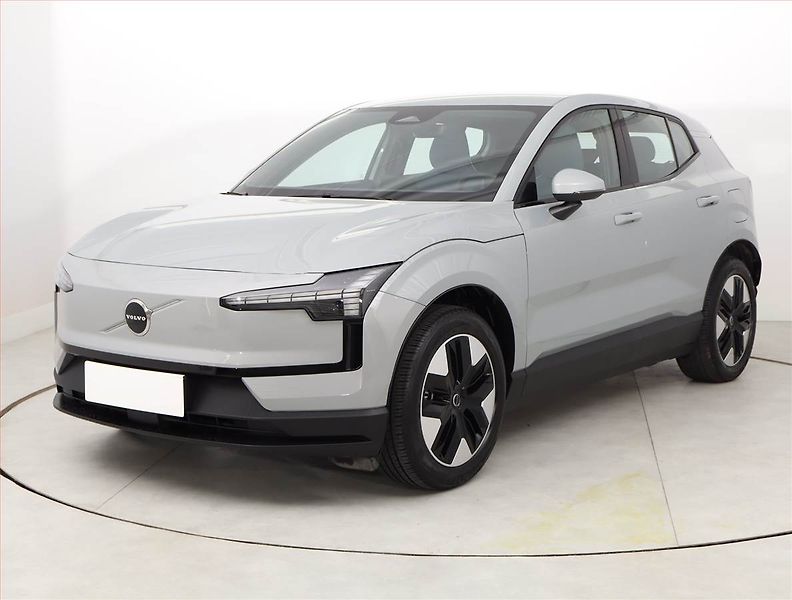 Volvo EX30 (2024) Core 51kWh Single Motor - fotka 2 z 16