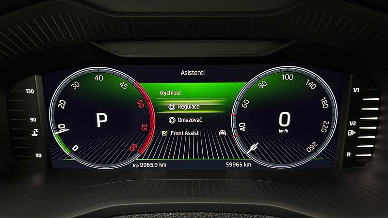 Škoda Karoq 2.0 TDI DSG 4x4 Style - fotka 10 z 29
