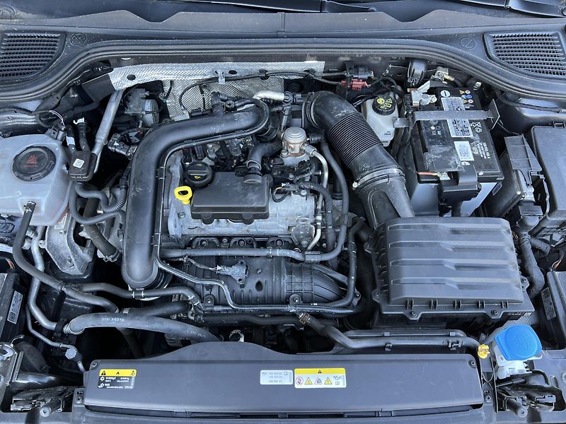 Volkswagen Golf 1.0TSi 81kw NAVI KOUPENO V ČR - fotka 39 z 46