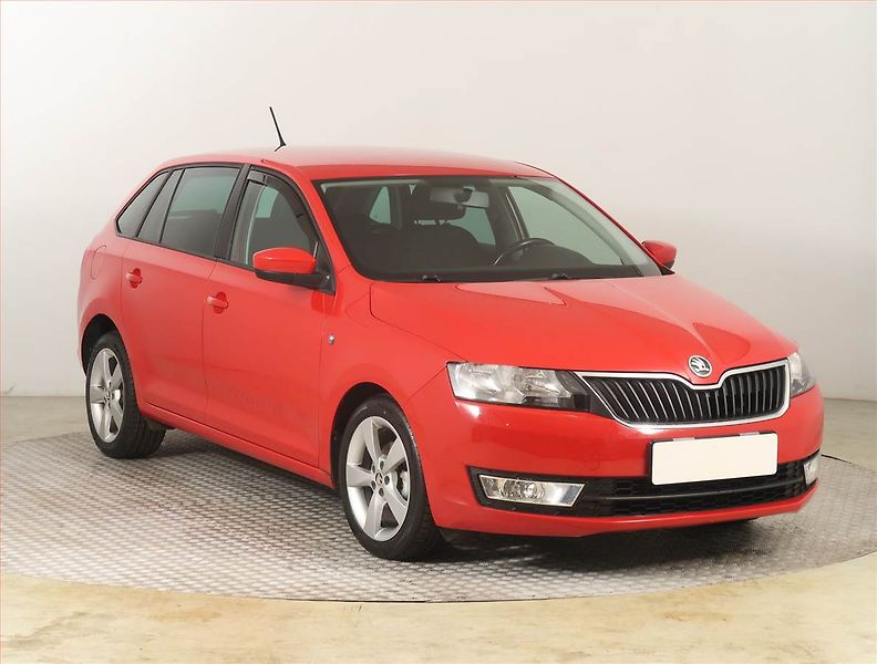 Škoda Rapid (2013) Spaceback 1.2 TSI, ČR,1.maj - fotografie inzerátu