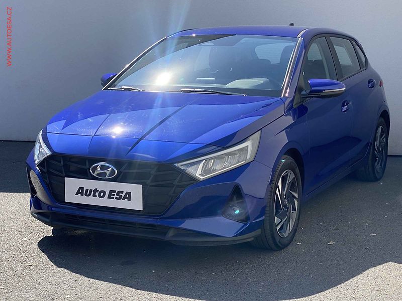 Hyundai i20 (2021) 1.2i, 1.maj,ČR, Smart, LED - fotka 3 z 17