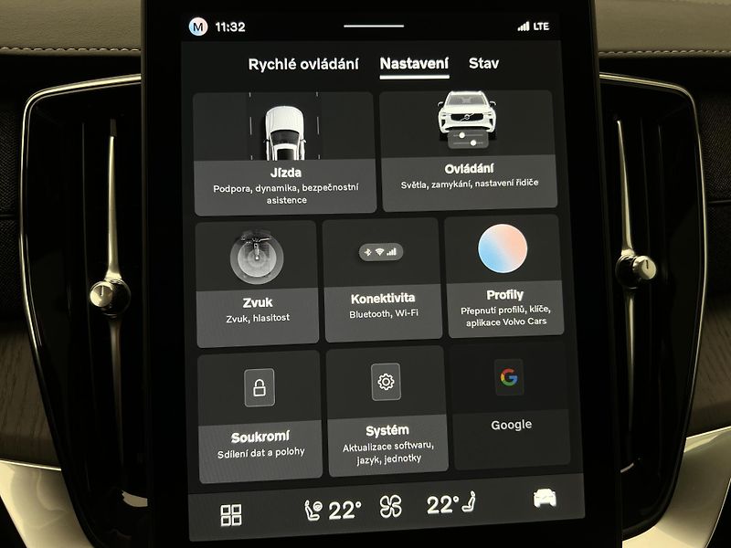 Volvo XC90 (2026) T8 AWD RECHARGE ULTRA DARK - fotka 40 z 46