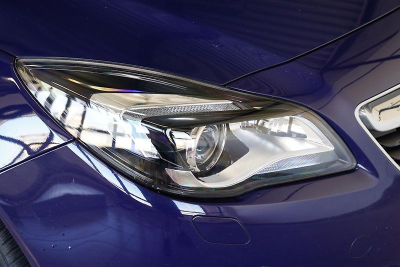 Opel Insignia - fotka 9 z 24