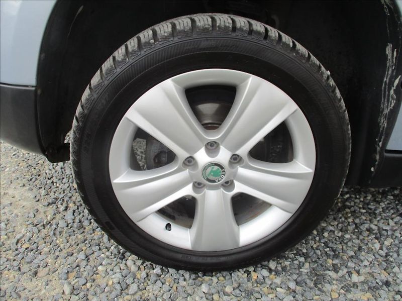Škoda Yeti 1,2 TSI, 77kW, klimatizace, - fotka 29 z 37