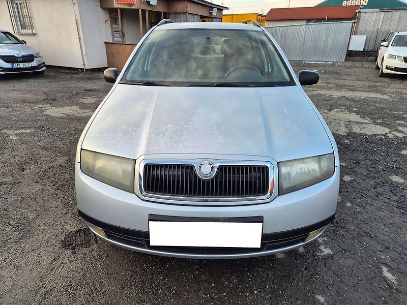 Škoda Fabia Combi 1,2 HTP 47kW, CZ, 1. maj - fotka 2 z 14