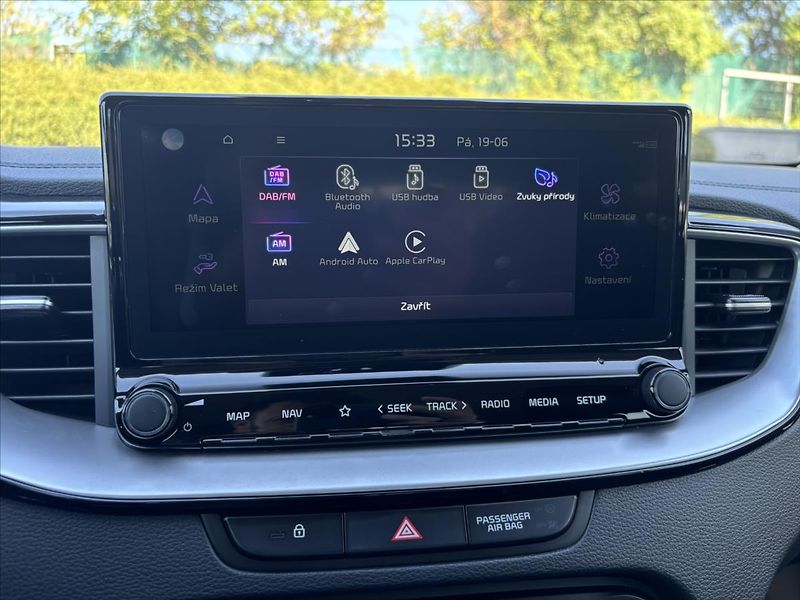 Kia XCeed 1,5 TGDi 118kW TOP ZÁRUKA KŮŽE - fotka 26 z 42