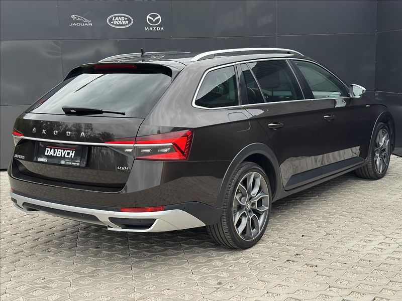 Škoda Superb 2,0 TDI 140kW Scout 4x4 DSG ČR - fotka 7 z 31