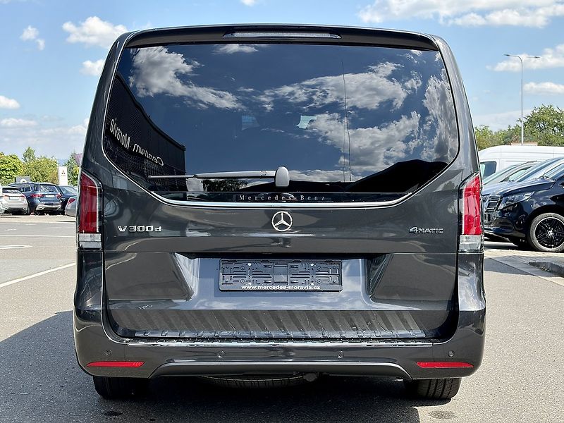 Mercedes-Benz Třídy V (2026) 300d EXCLUSIVE AMG 4M L AIR - fotka 6 z 37