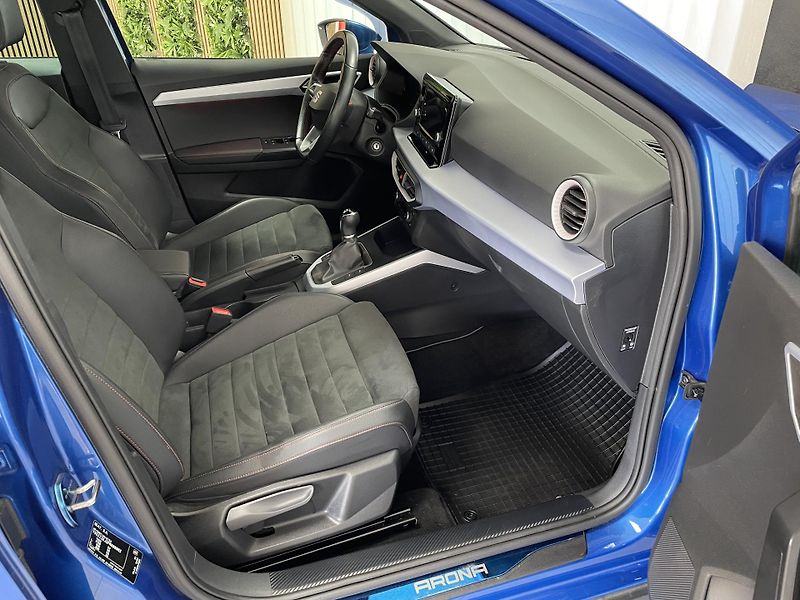 Seat Arona 1.0 TSi FR  ČR 1.MAJ ZÁRUKA  - fotka 13 z 26