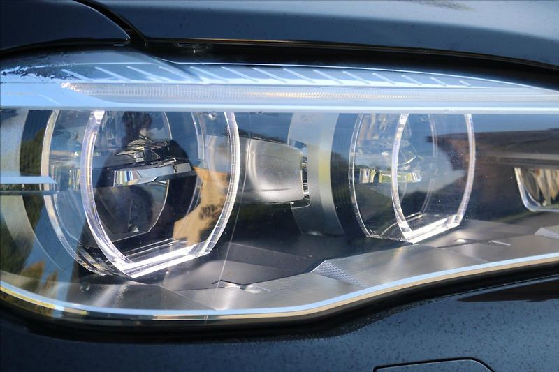 BMW X5 2,0 xDrive25d,ČR, 1. Majitel - fotka 4 z 59