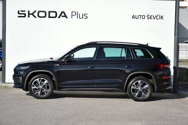 Škoda Kodiaq (2023) Sportline 1.5 TSI 110kW - fotka 3 z 35