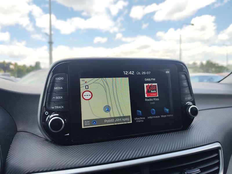 Hyundai Tucson 1.6 CRDI/85kW Traveller - fotka 15 z 31
