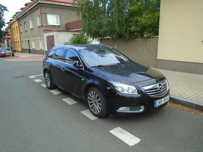 Opel Insignia (2011) 2.0 CDTi Combi 4X4 Automat - fotografie inzerátu