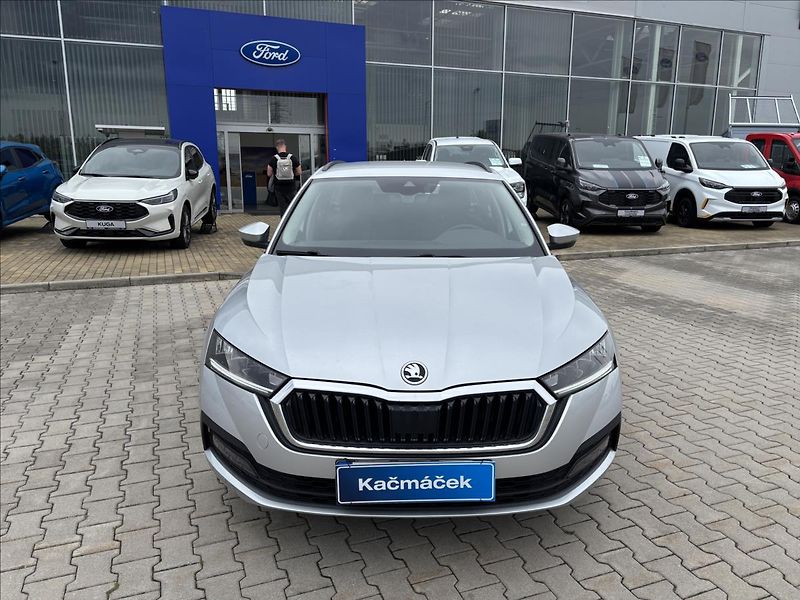 Škoda Octavia 2,0 TDI Ambition 85kW - fotka 8 z 43