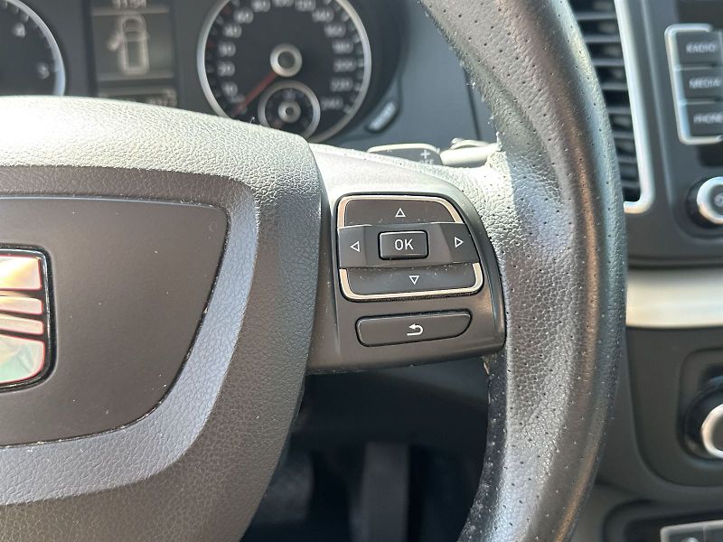 Seat Alhambra (2014) 2.0 TDI DSG Style - fotka 15 z 31