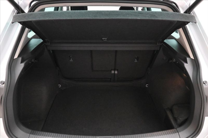 Volkswagen Tiguan 2,0 TDI 110 kW DSG iQ.DRIVE Zá - fotka 10 z 30