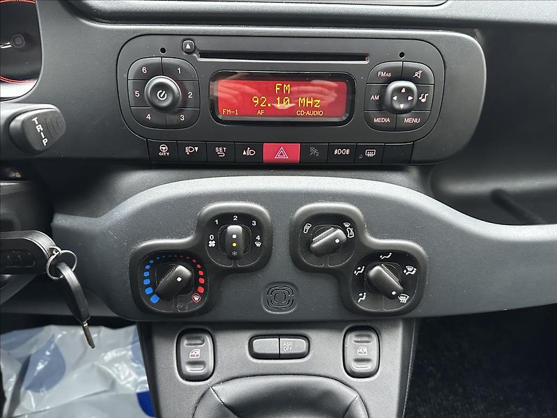 Fiat Panda 1,2 1.majitel - fotka 16 z 20