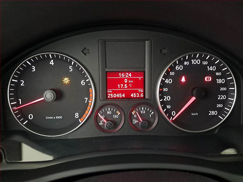 Volkswagen Scirocco (2009) 1.4 TSI, Tempomat - fotka 11 z 18