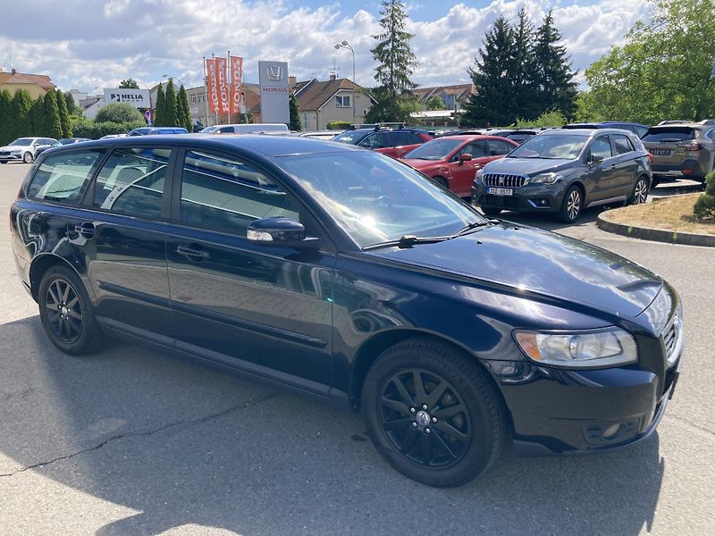 Volvo V50 (2008) 1,6i 74kW  - fotka 3 z 15