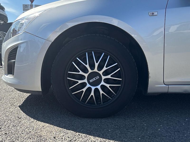 Chevrolet Cruze (2013)  1.6 LS 91kW - fotka 8 z 20