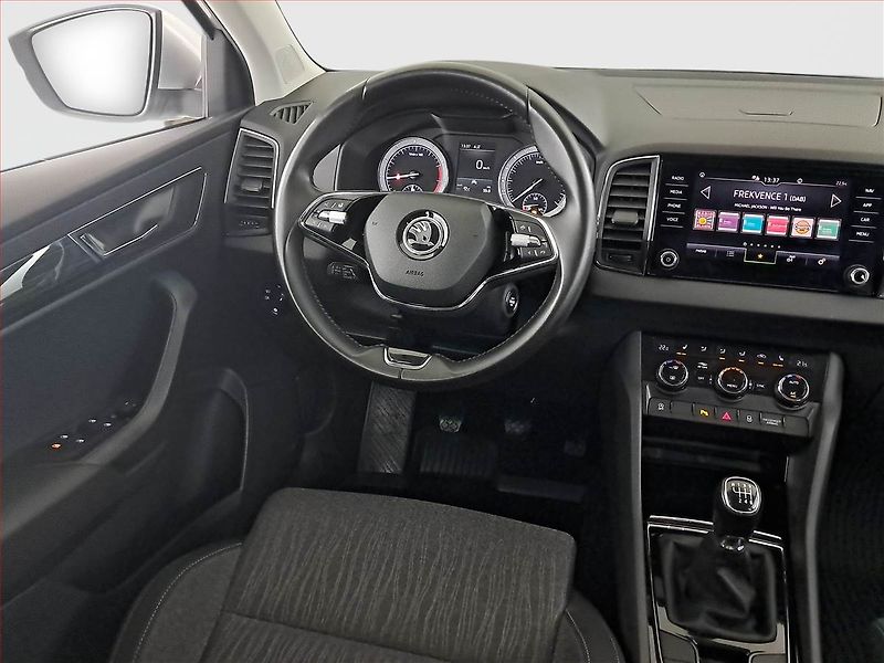 Škoda Karoq (2021) Style 1.5 TSI, Navi, Tempomat - fotka 7 z 18