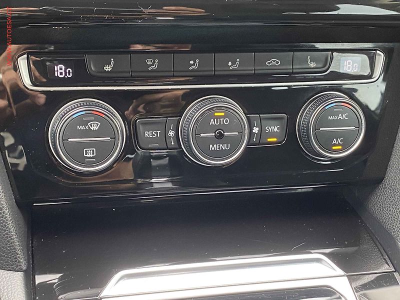 Volkswagen Passat (2016) 2.0TDi, ČR, DSG, LED, navi - fotka 15 z 18