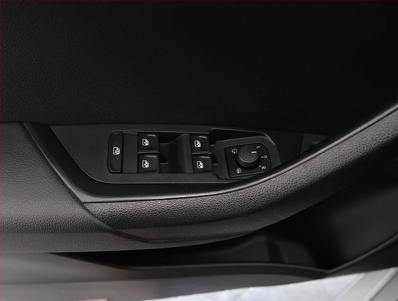 Škoda Karoq (2022) Sportline 2.0 TDI, digi klima - fotka 26 z 26