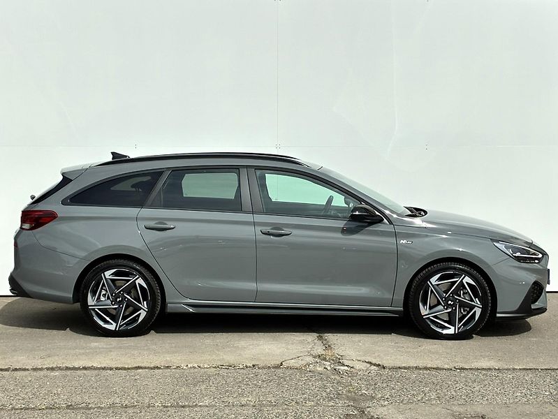 Hyundai i30 1.5 T-GDI 103kW DCT N-Line - fotka 3 z 20
