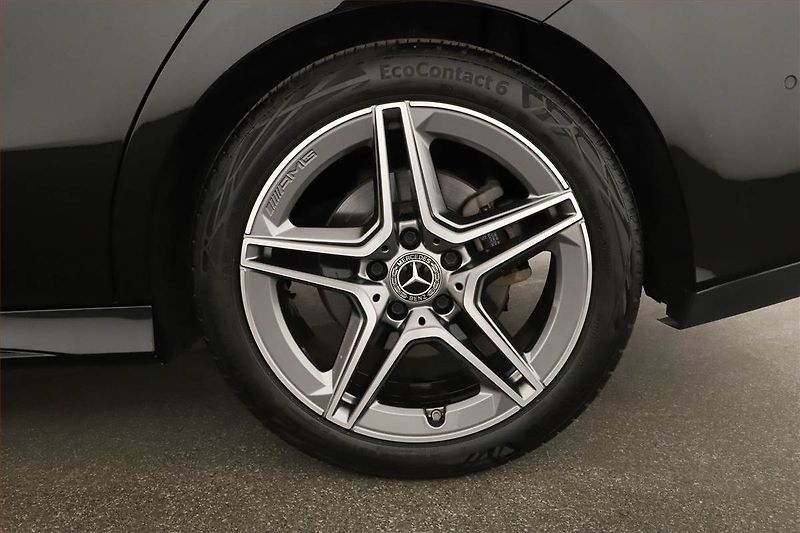 Mercedes-Benz CLA (2024) 200 - fotka 20 z 20