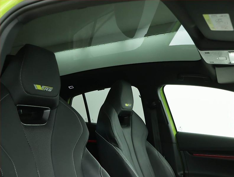 Škoda Enyaq (2023) 85x (82 kWh), SoH 93% - fotka 18 z 22