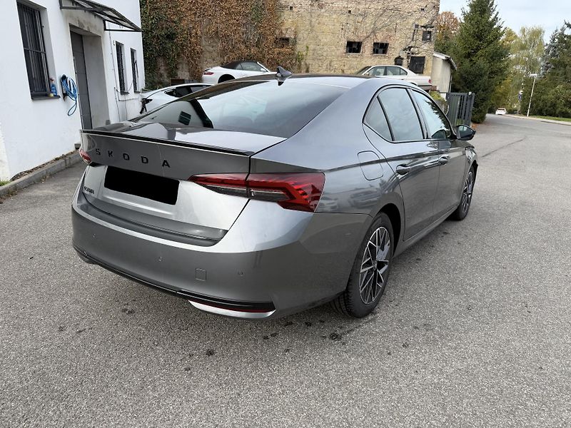 Škoda Octavia 1.5 TSI mHEV 110 kW SPORTLINE - fotka 4 z 22