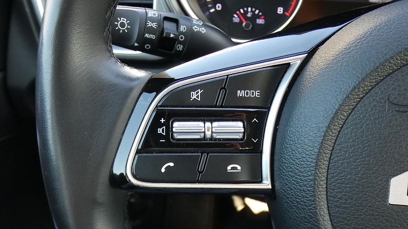 Kia Ceed 1.5 T-GDI 118kW SPIN - fotka 11 z 22