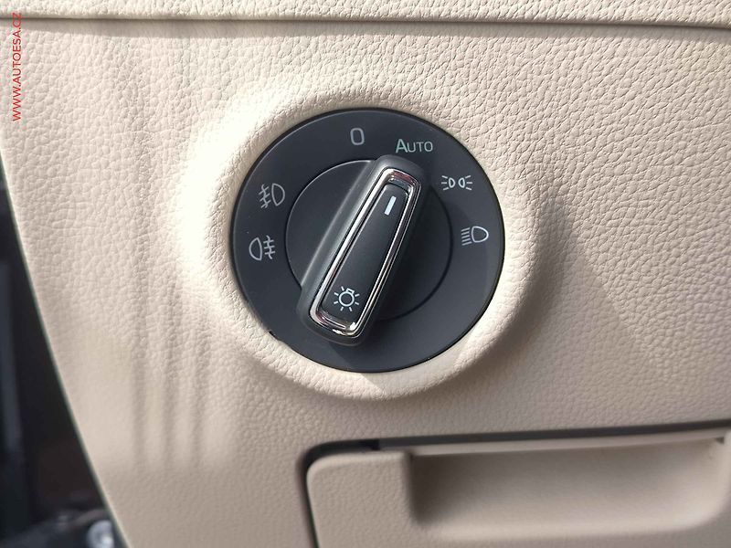 Škoda Superb (2019) 2.0 TDi 4x4, 2.maj,ČR, L&K - fotka 29 z 34