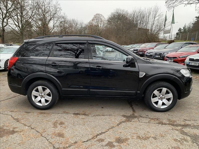 Chevrolet Captiva 2,0 CDTI AUTOMAT,7.MÍST - fotka 4 z 19