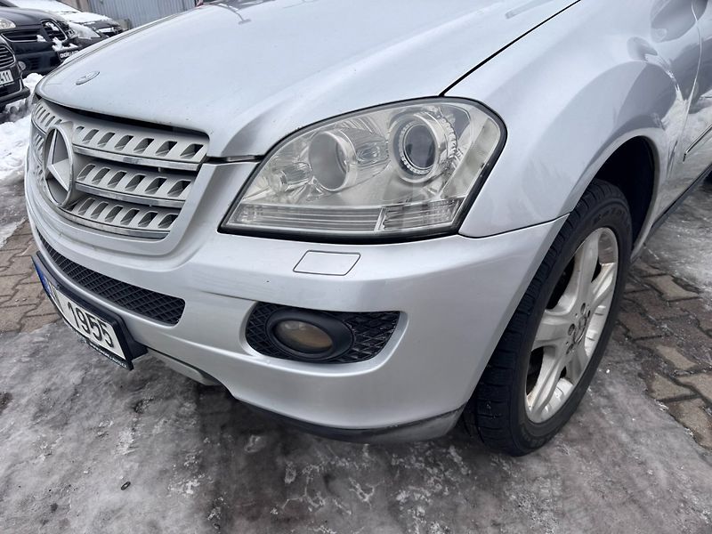 Mercedes-Benz Třídy M (2005) ML 320 3,0D V6 165KW ČR - fotka 11 z 41