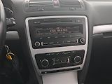 Škoda Octavia (2010) 1.6 TDI, dobrý stav - náhled 12
