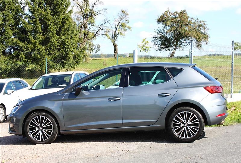 Seat Leon 1,8 TSi Xcellence FullLED, ACC - fotka 9 z 48