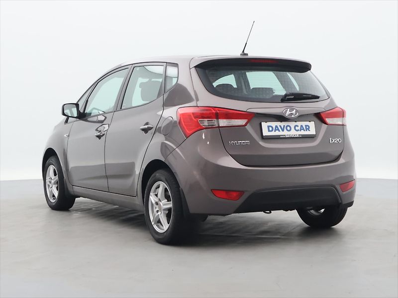 Hyundai ix20 1,4 CVVTi 66kW Klimatizace CZ - fotka 5 z 29