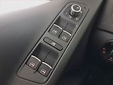 Volkswagen Tiguan (2012) 2.0 TDI, 4X4, Tempomat - náhled 16