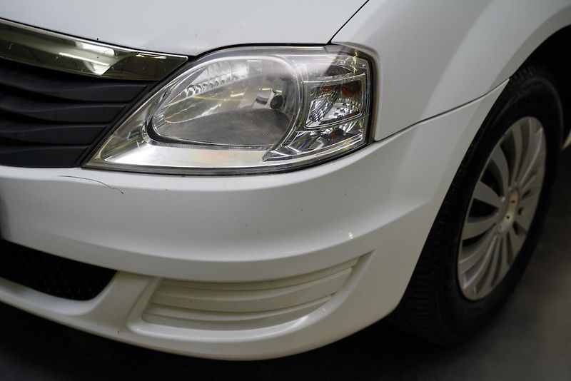Dacia Logan - fotka 8 z 21