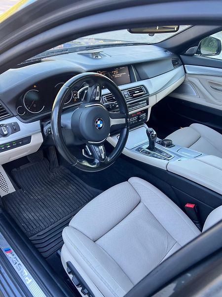 BMW Řada 5 (2016) - fotka 6 z 19