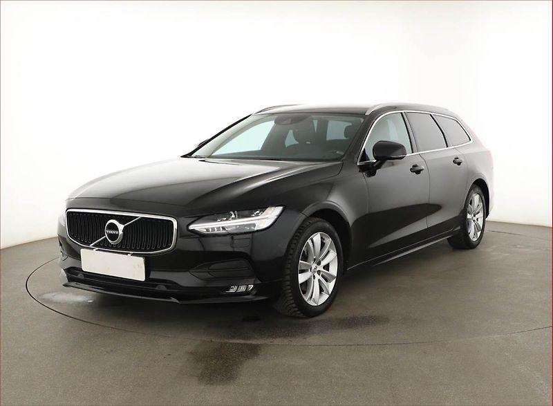 Volvo V90 (2019) D4, Automat, Kůže, Navi - fotka 2 z 18