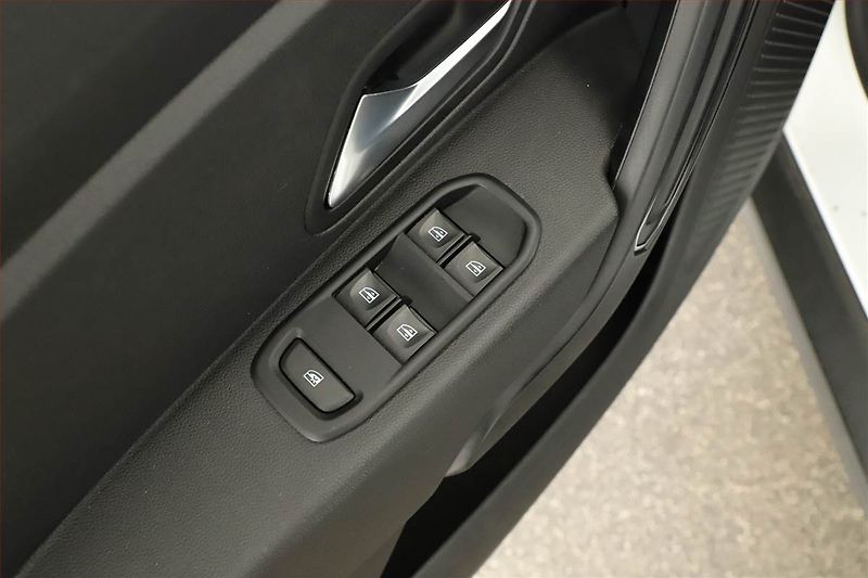 Dacia Duster (2018) 1.6 SCe, ČR,1.maj, Serv.kniha - fotka 10 z 13