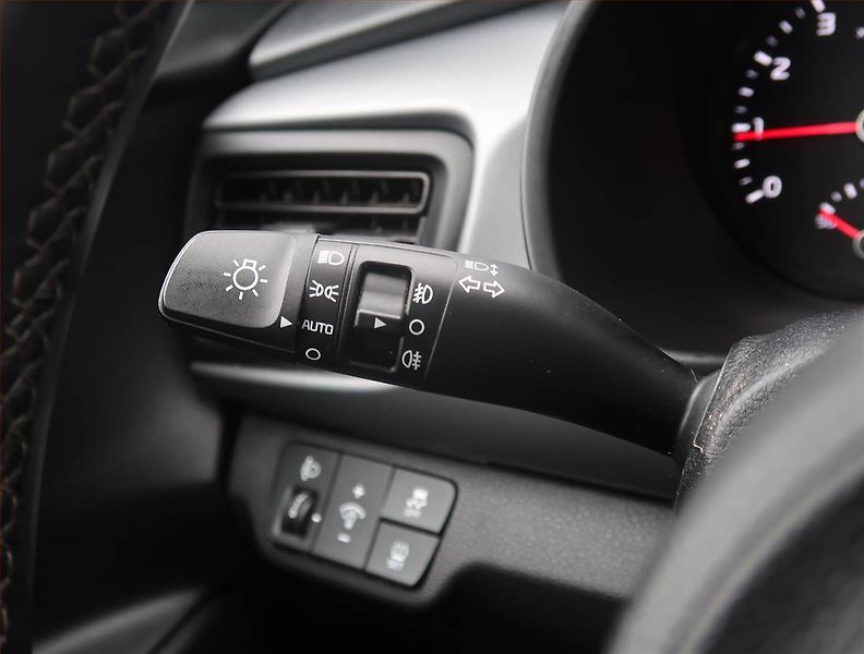 Kia Rio (2020) 1.25 CVVT, ČR,1.maj - fotka 16 z 19