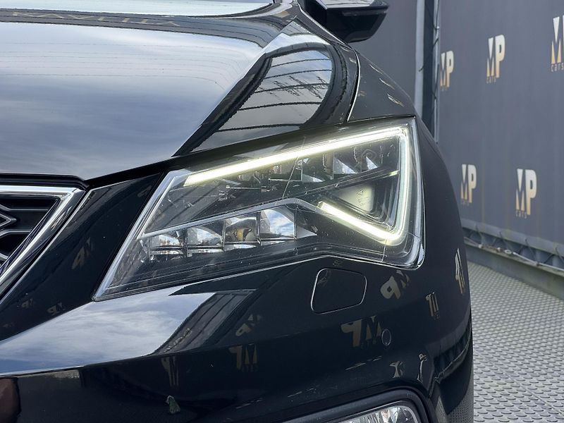 Seat Leon (2018) 1.5TSi MAN FR Virtual PANO RZV - fotka 46 z 52