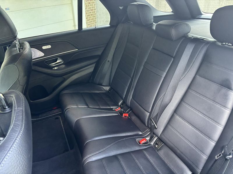Mercedes-Benz GLE (2023) 400d 4MATIC 9GTRONIC AMG Paket - fotka 16 z 166