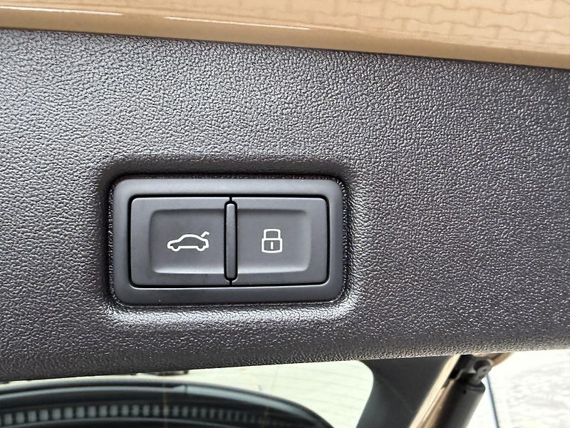 Audi Q5 (2026) TDI 150kW 4X4 S-LINE R20 3D!!! - fotka 26 z 54